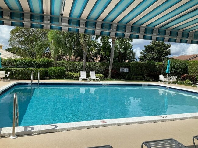 Building Photo - 12402 Dogleg Dr