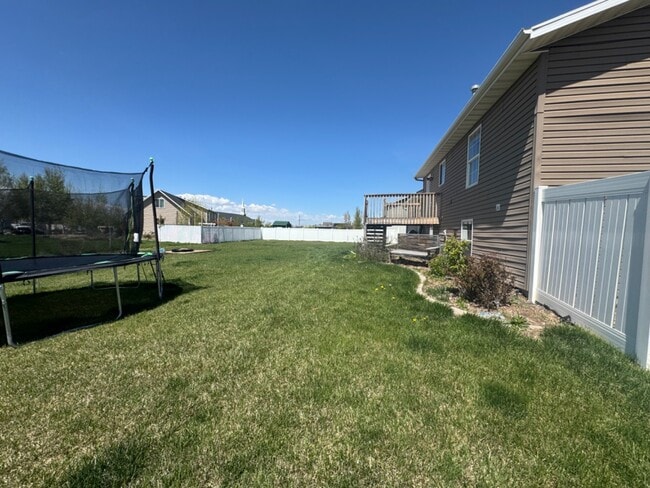 Building Photo - 3261 S 1500 W