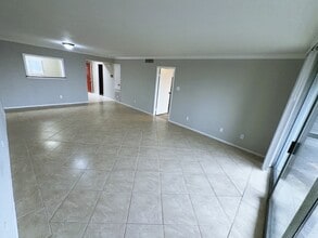 Building Photo - 2210 Dorrington St