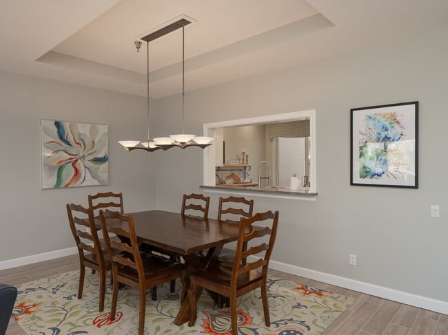 Building Photo - Luxury Furnished Longboat Key Retreat with Private Beach Club Access & Golf Course Views Remodele...