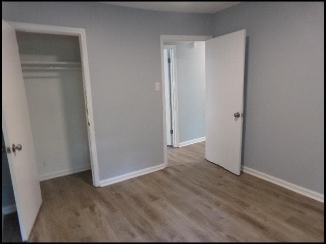 Building Photo - 4932 Longview Dr