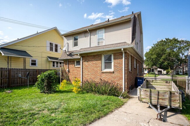 Building Photo - 1132 California St NW