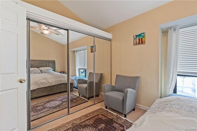 Building Photo - 2912 Woodbridge Crossing Dr