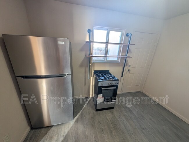 Building Photo - 212 65th St NW