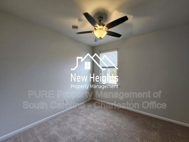 Building Photo - 179 Cherry Grv Dr