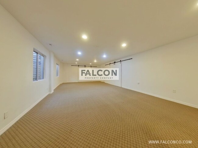 Building Photo - 8369 Twinberry Point