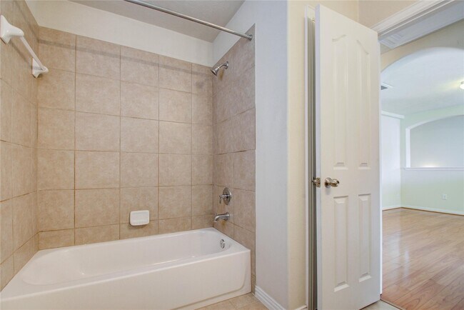 Building Photo - 114 Northbay Ct