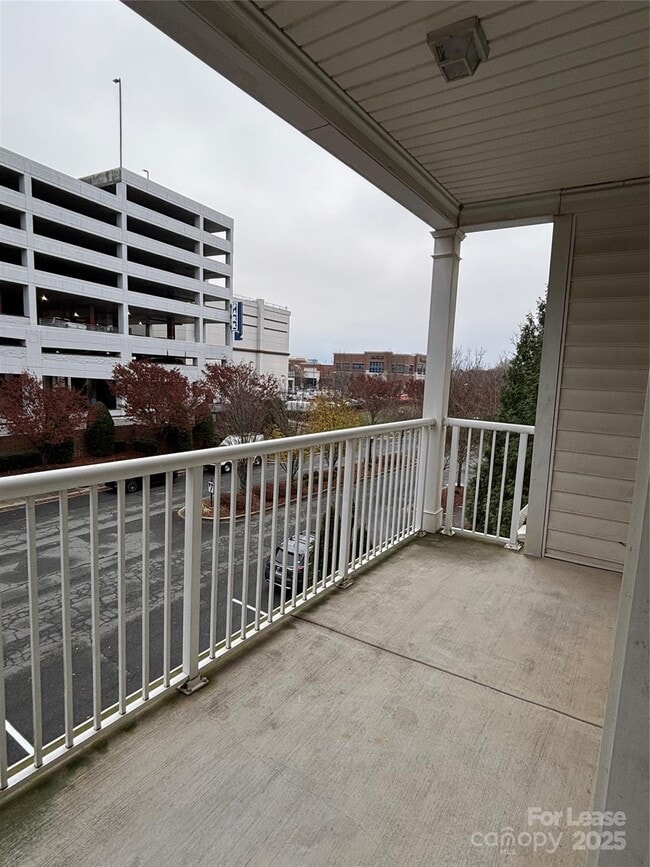 Building Photo - 14859 Santa Lucia Dr