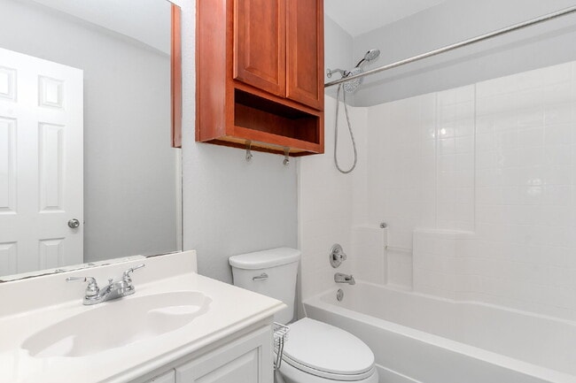 Building Photo - Welcome home to this beautifully maintained 4-bedroom, 2-bath, single-story home in the desirable...