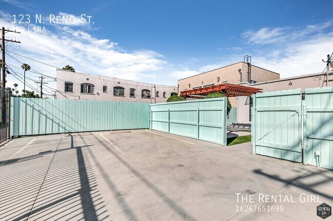 Building Photo - 123 N Reno St