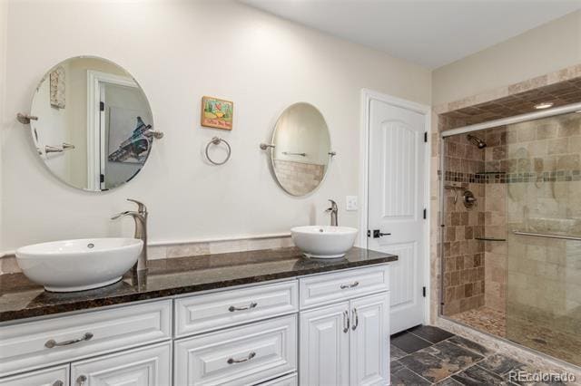 Building Photo - 3577 S Hillcrest Dr