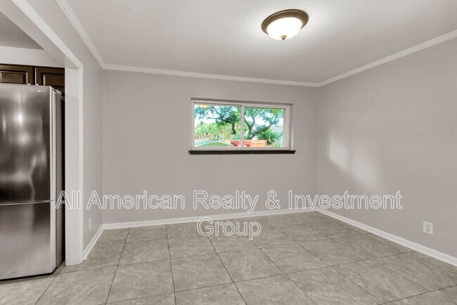Building Photo - 20 Dogwood Ln