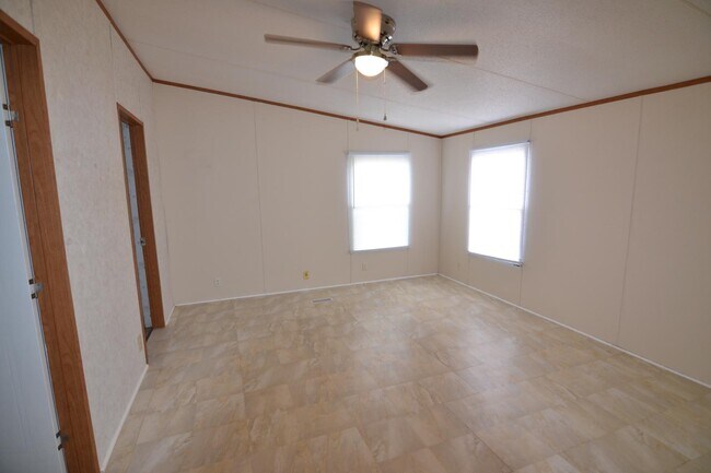 Building Photo - 145 Co Rd 3821