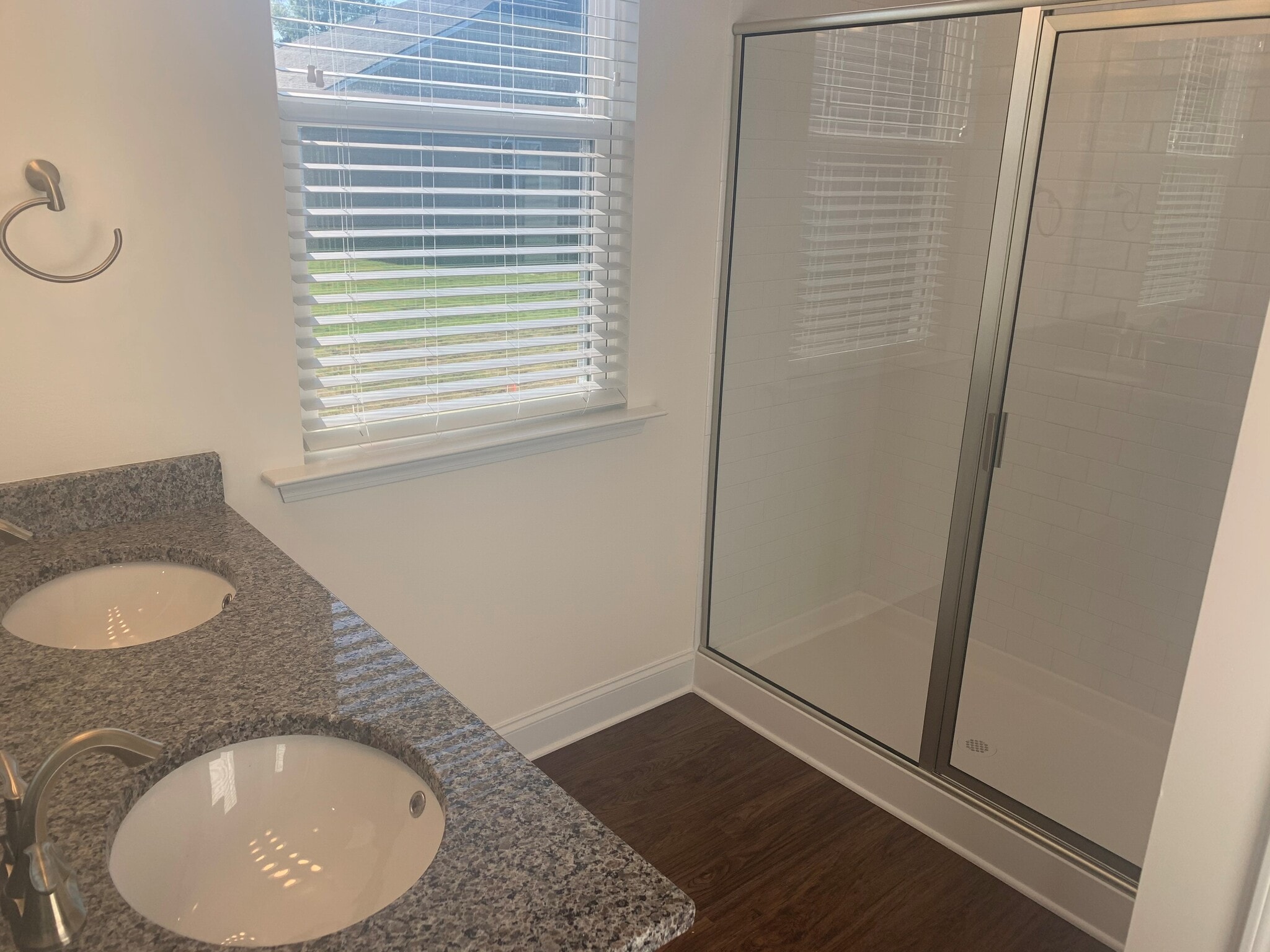 Building Photo - 117 Gregory Dr