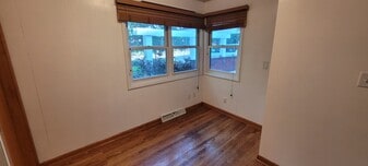 Building Photo - 170 Ridge Ave