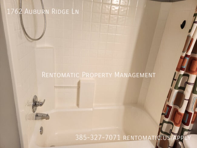 Building Photo - 1762 Auburn Ridge Ln