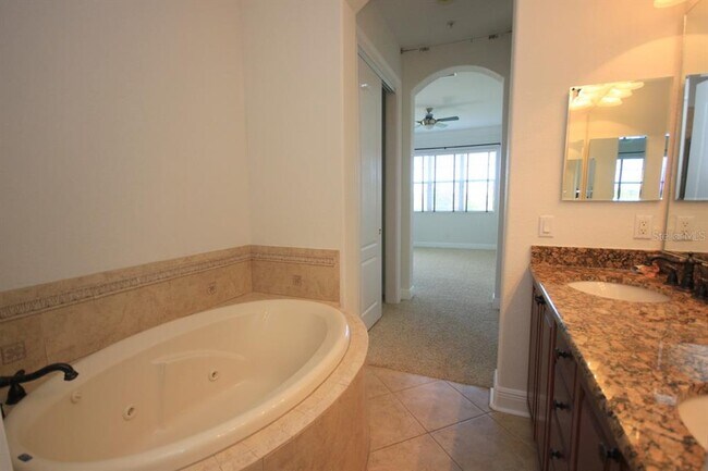 Building Photo - 6002 Yeats Manor Dr
