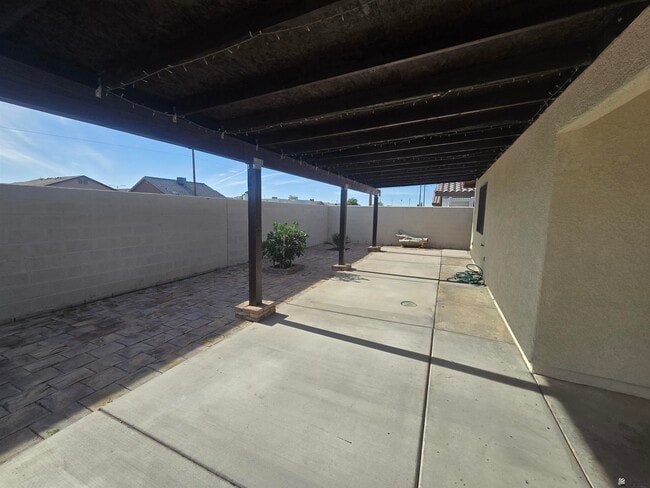 Building Photo - 417 San Juan Ln