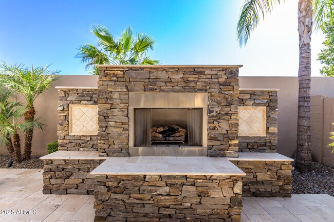 Building Photo - 3941 E Nolan Dr