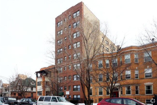 Building Photo - 4717 N. Winthrop Apartments