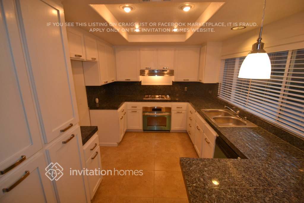 Building Photo - 5905 Telesco Way