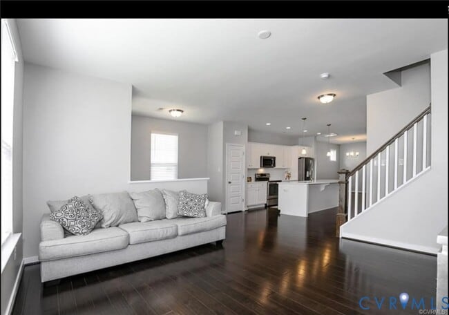 Building Photo - 3011 Farmstead Mill Dr