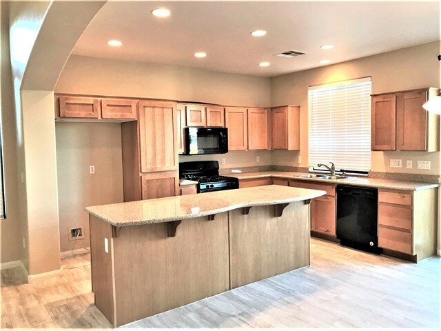 Building Photo - 3936 Sincerity Ct