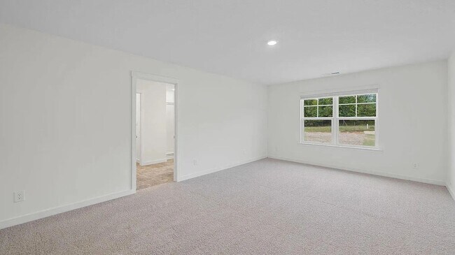 Building Photo - Newly built home