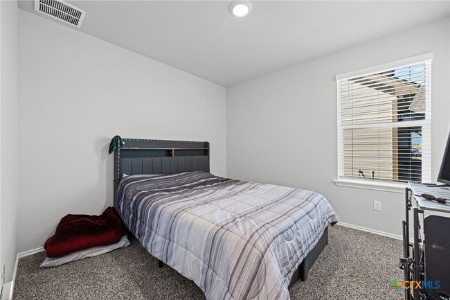 Building Photo - 7203 Gilbert Dr