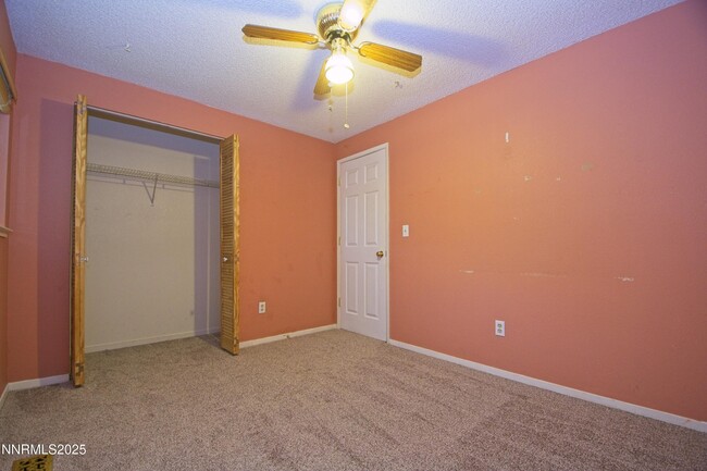 Building Photo - 1146 Glacier Dr