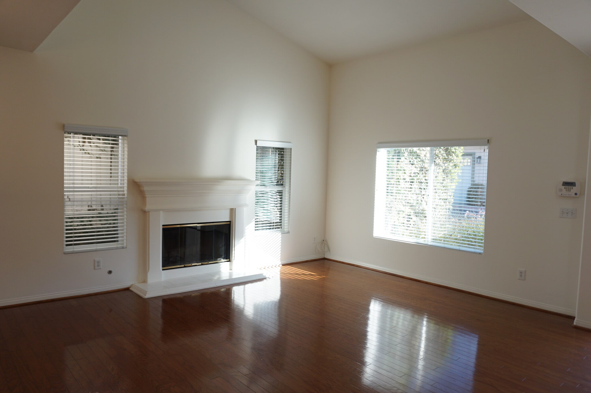 Building Photo - 11855 Birch Grove Ln