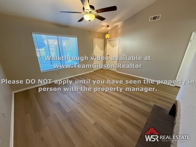 Building Photo - Victoria Ave. Home - 2 Bed / 2 Bath