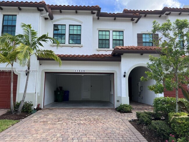 Building Photo - 11539 SW 13th Dr