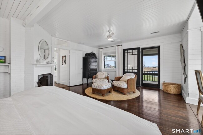 Building Photo - 28 Fenwick Ave