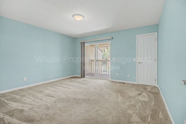 Building Photo - 11604 Community Center Dr