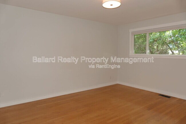 Building Photo - 1903 NW 92nd St