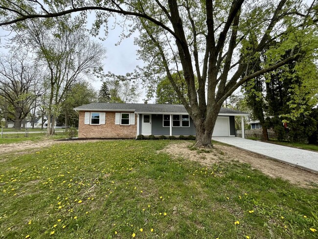 Primary Photo - Three Bedroom Home in Southeast Grand Rapids