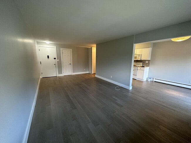 Building Photo - 80 Sierra Vista Ln