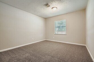 Building Photo - 226 Tara Plantation Dr