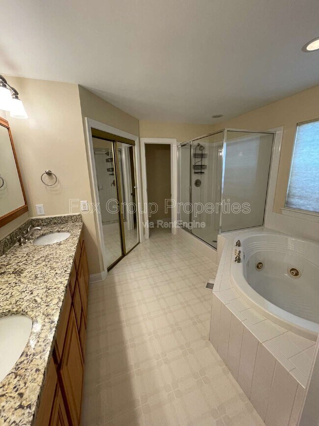 Building Photo - 20329 Berry Cir