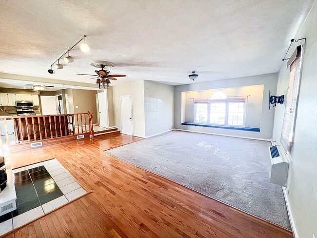 Building Photo - 3502 Old Jones Rd