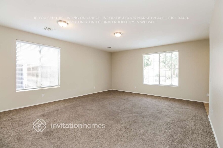 Building Photo - 7031 E Keats Ave