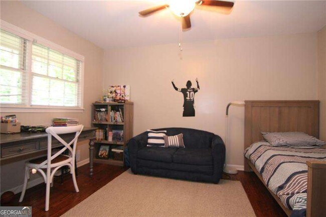 Building Photo - 3571 Sunderland Cir NE