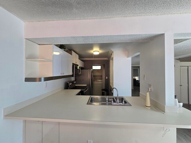 Building Photo - 10343 Greenhouse Rd