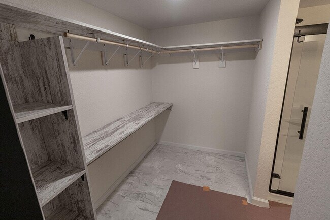 Building Photo - 3411 Crossings Dr