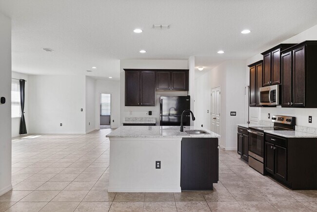 Building Photo - Stonewood Estates 4 bedroom home available...