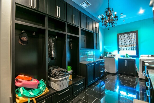 Building Photo - 13220 Rock Canyon Rd