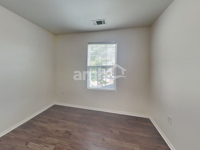 Building Photo - 4915 Manchineel Ln