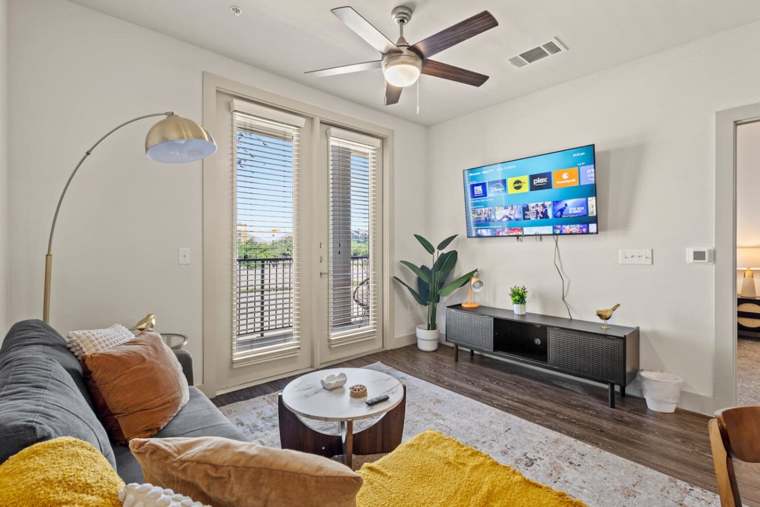 Building Photo - 10550 N Central Expy