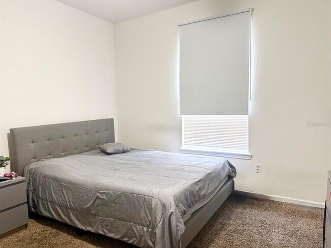 Building Photo - 14304 Fredricksburg Dr